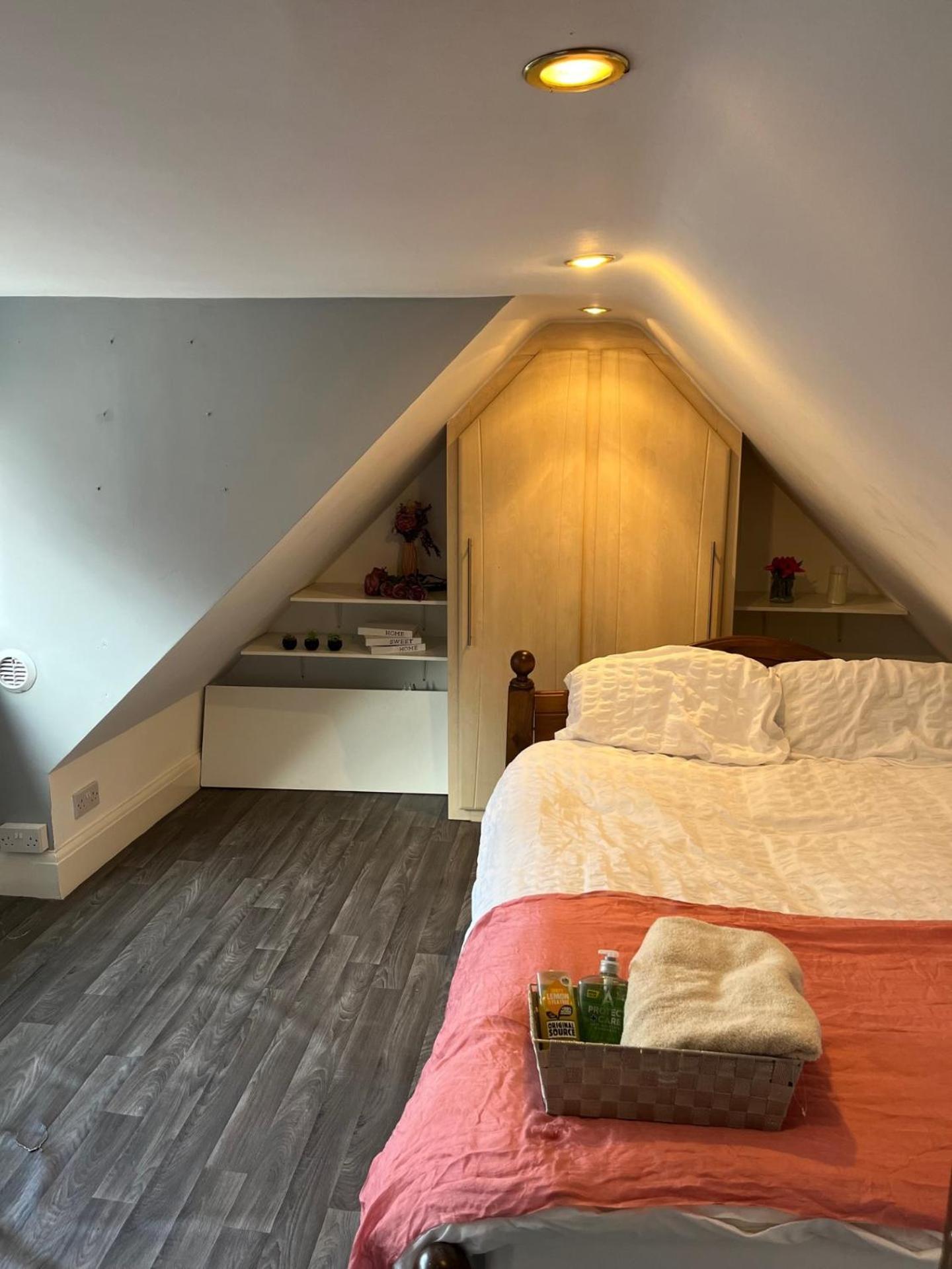 Cozy In A Serene House * Birmingham